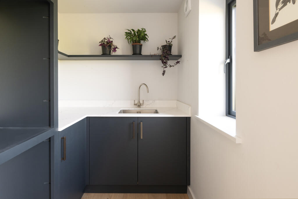 286756 - Bramley Barn ph8 copy.jpg