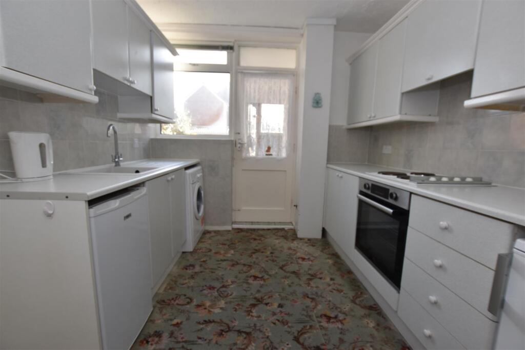 Kitchen.JPG