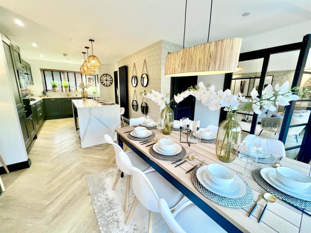 PHOTO-2024-06-26-21-04-47 (1).jpg