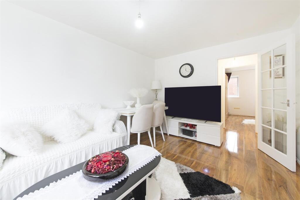 51656 Hi res (8).jpg