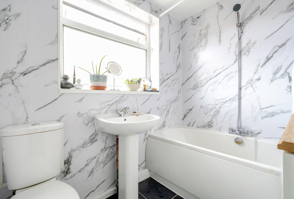 1342505-12-68b03c...