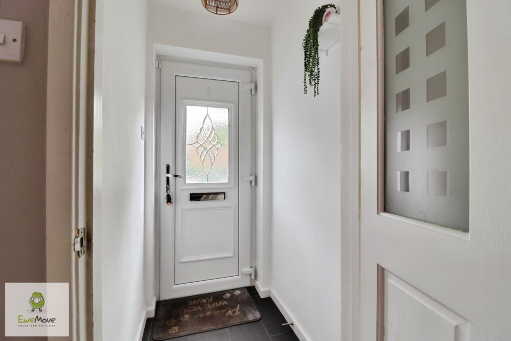 Entrance Hall - EweMove Cannock