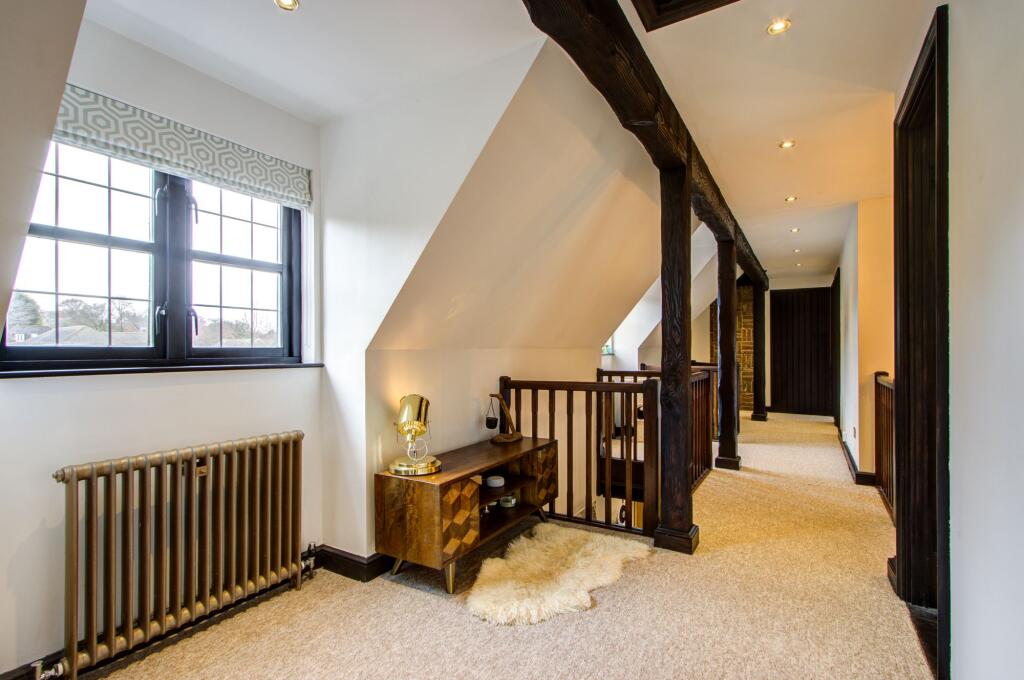 1st Floor Landing