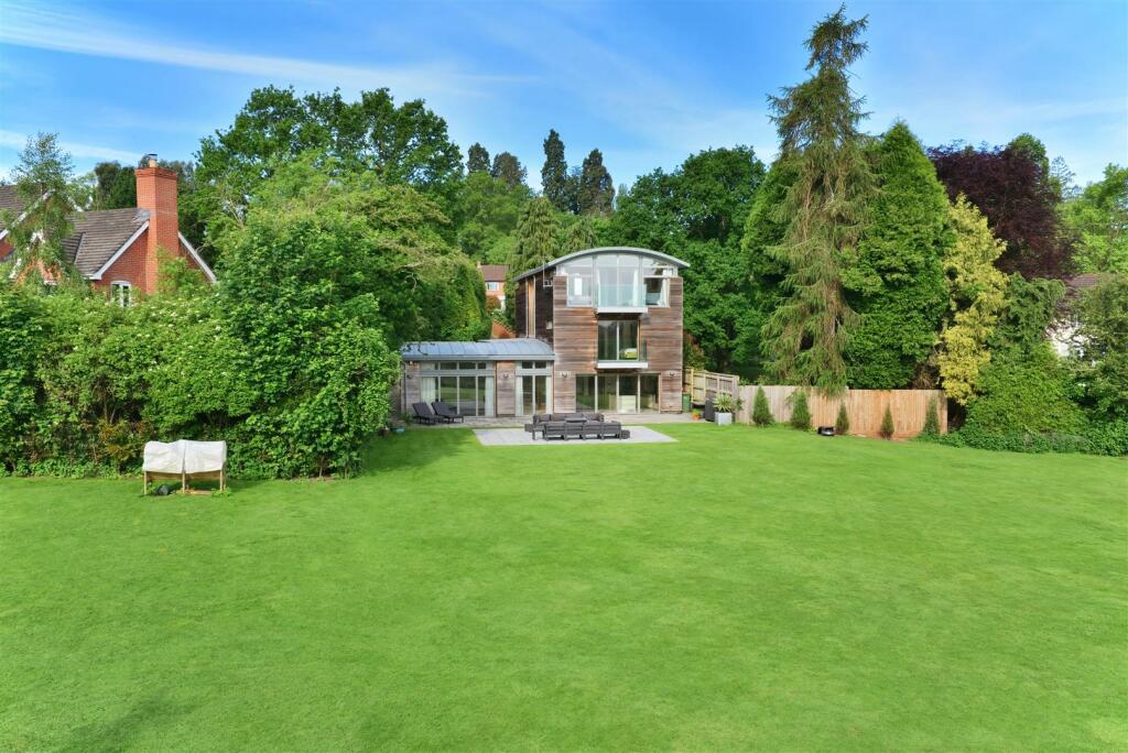 Walney Barn Aylestone Hill - (30).jpg