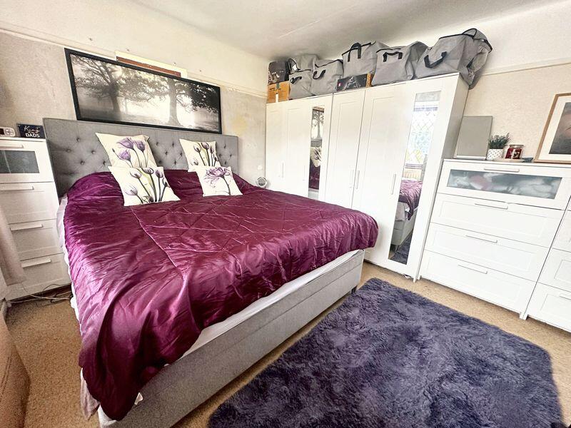 Downstairs Bedroom 