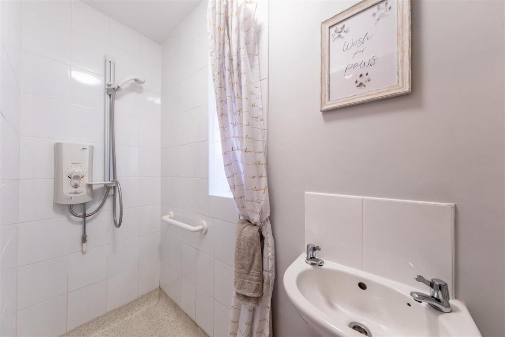 68 The Beeches-019.jpg