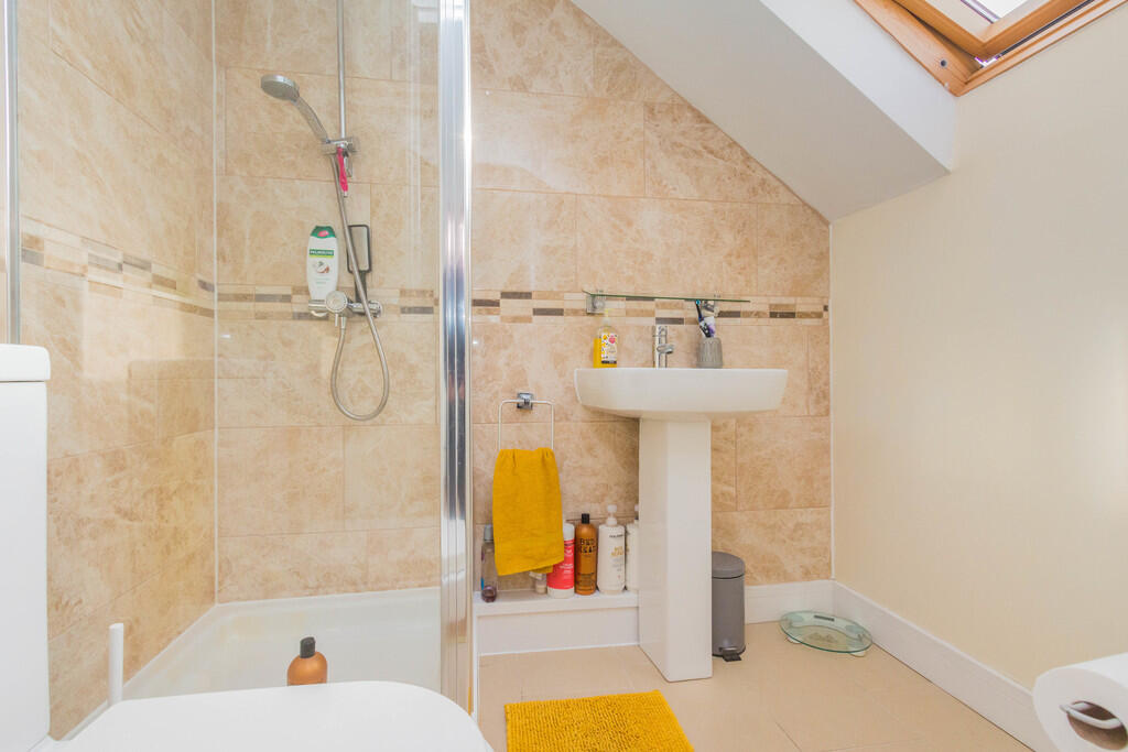 En Suite Shower R...