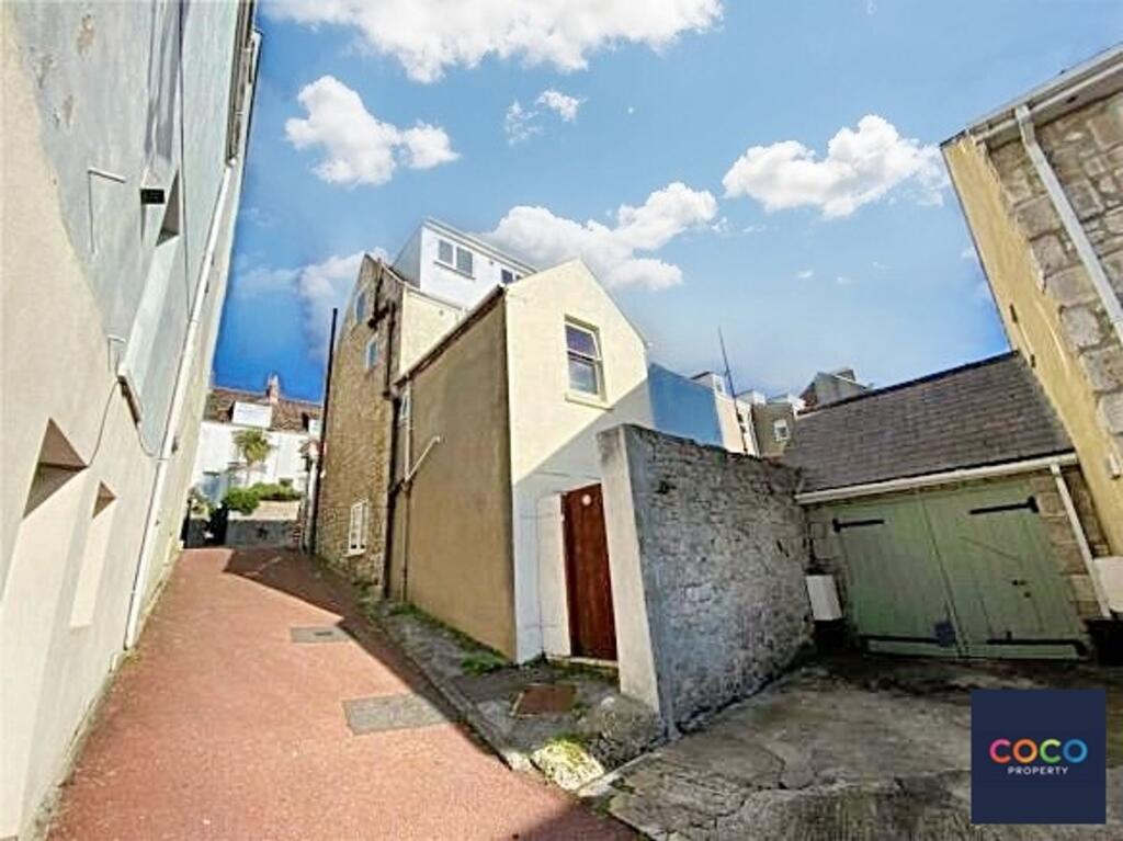 Front Shot King Street