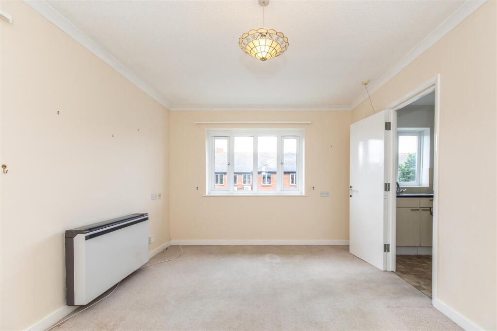 29 The Cloisters-5.jpg