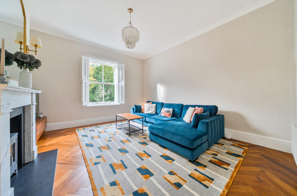 1381575-21-691c5c...