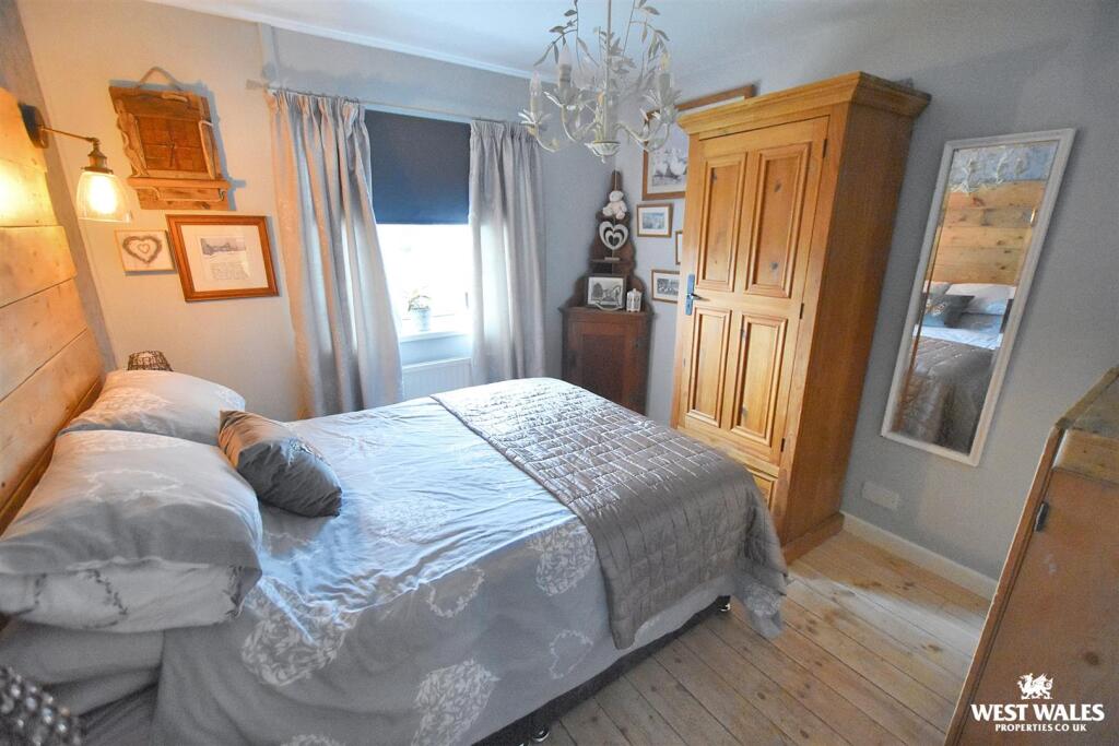 Longfield, Penally, Tenby