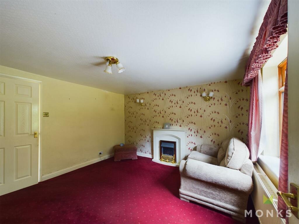 CAM01520G0-PR0034-STILL001.jpg