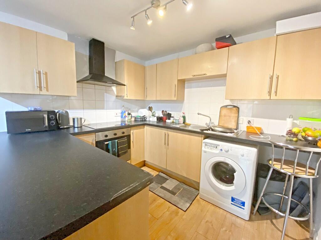 Kitchen 1 (2)