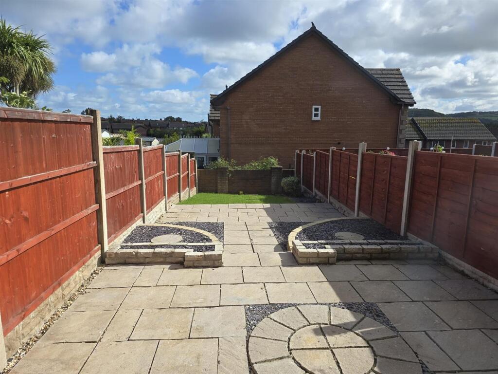 WhatsApp Image 2025-09-21 at 20.57.20_9308fed5.jpg