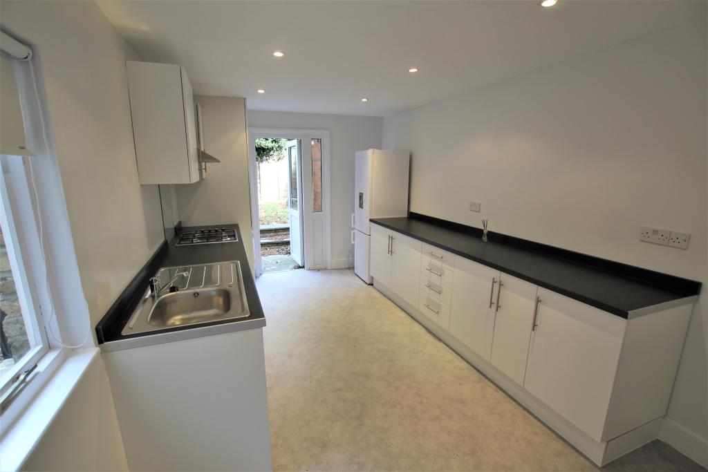 Kitchen - 3.JPG