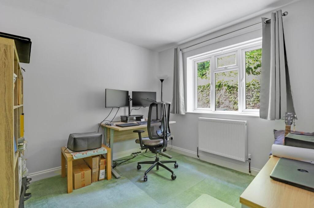 12-0c43JHPropWpen - 7 Rosebank - 34.JPG