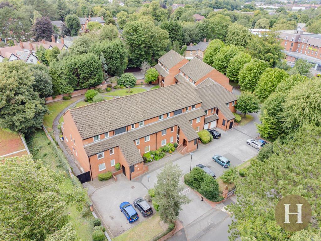 Hadleigh Estate Agents-24.jpg