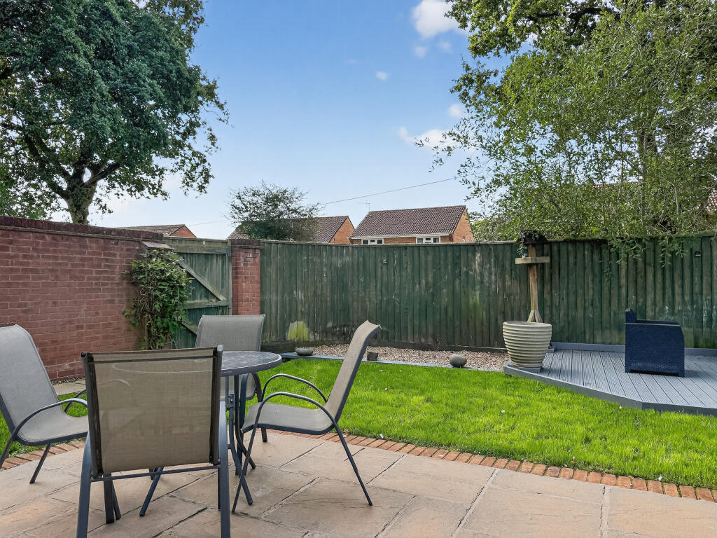 Enclosed Rear Garden