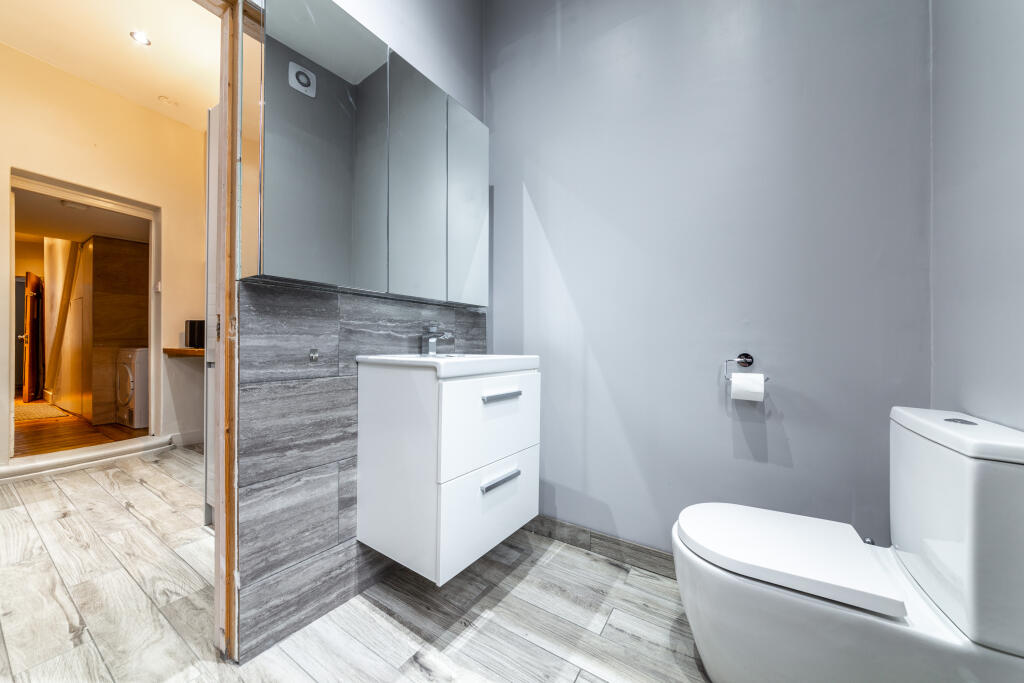 Bathroom - Alternate