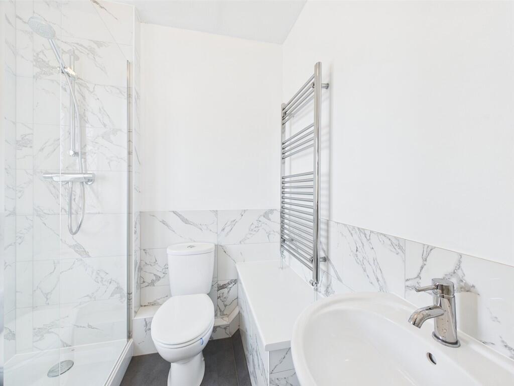 CAM04018G0-PR0234...