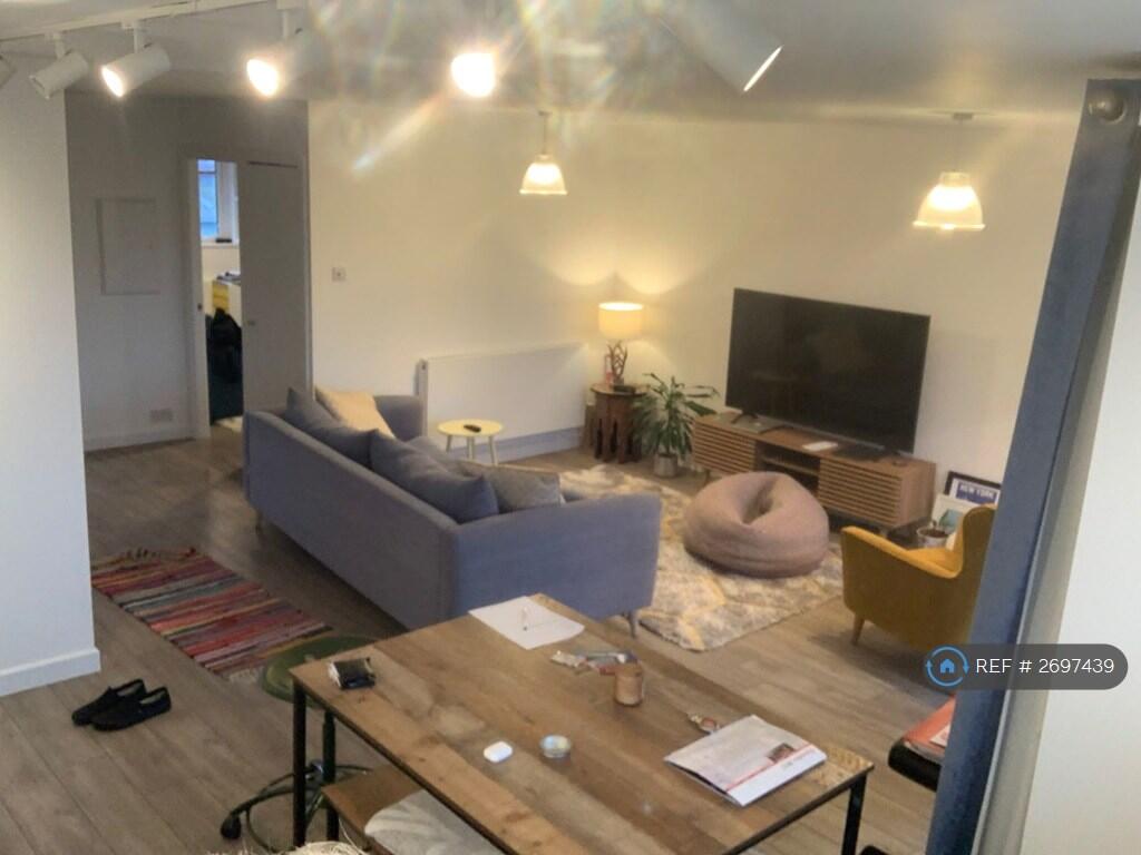 Lounge Area 