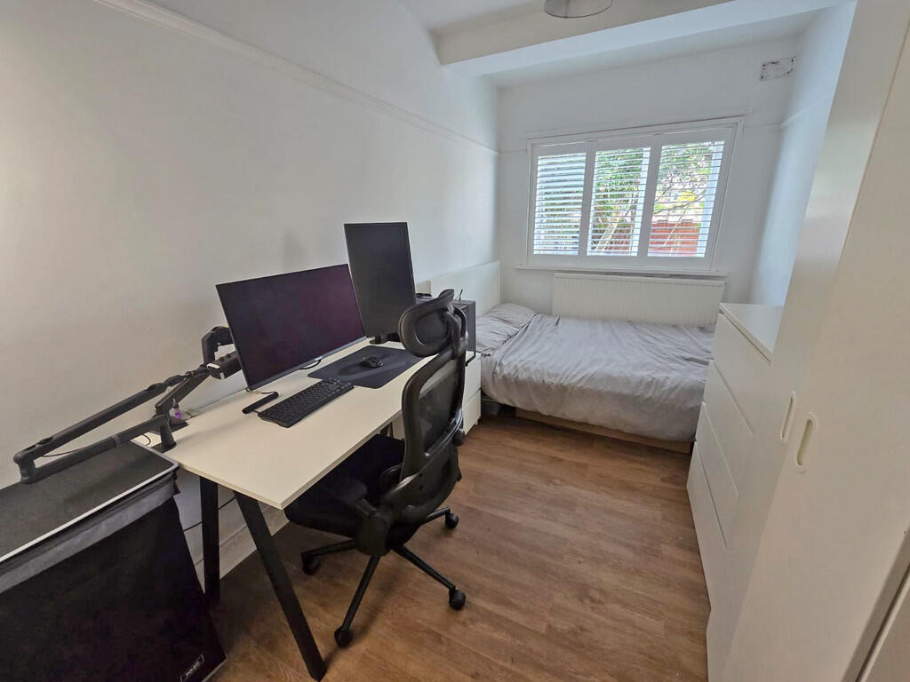 Fourth Bedroom (2...