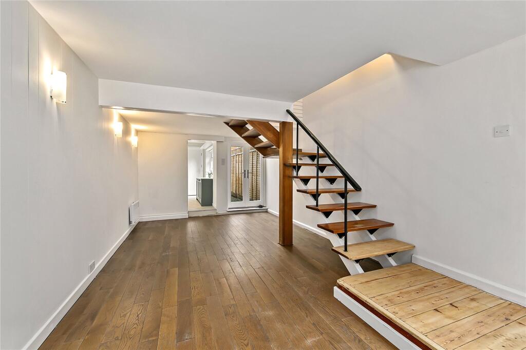 Waterloo Place, Richmond, Surrey, TW9