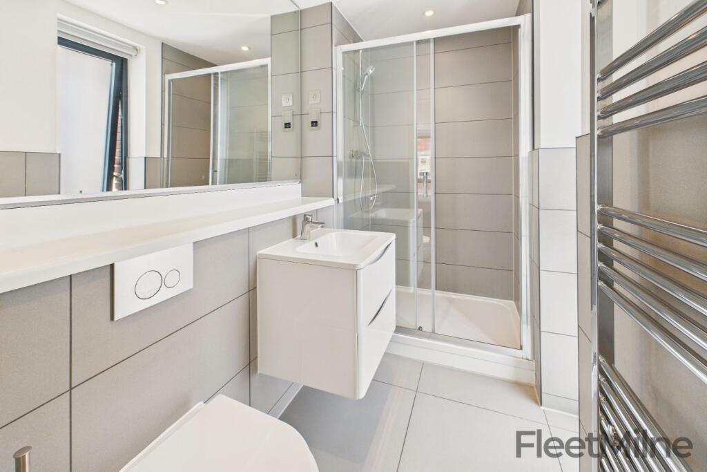 Bedroom One &amp; En-suite