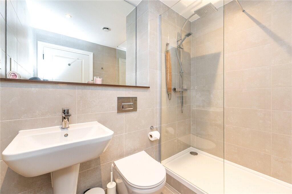 Master En-Suite