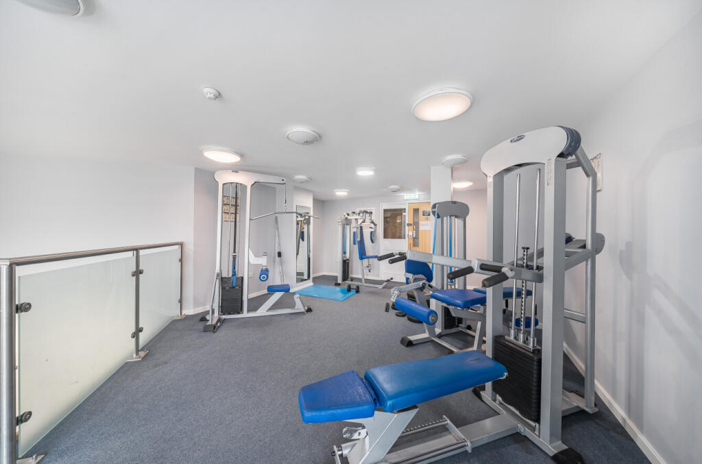 1361926-3-68dcf44...