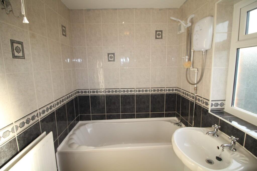 CC4E38FA-E6DC-4B85-8