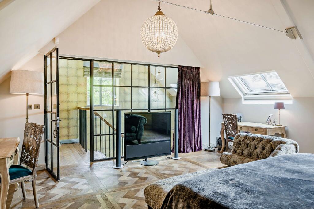 Principal Bedroom