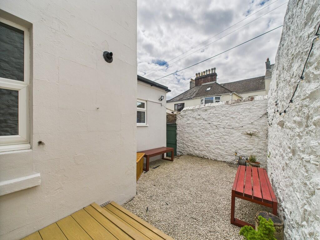 CAM02089G0-PR0541...