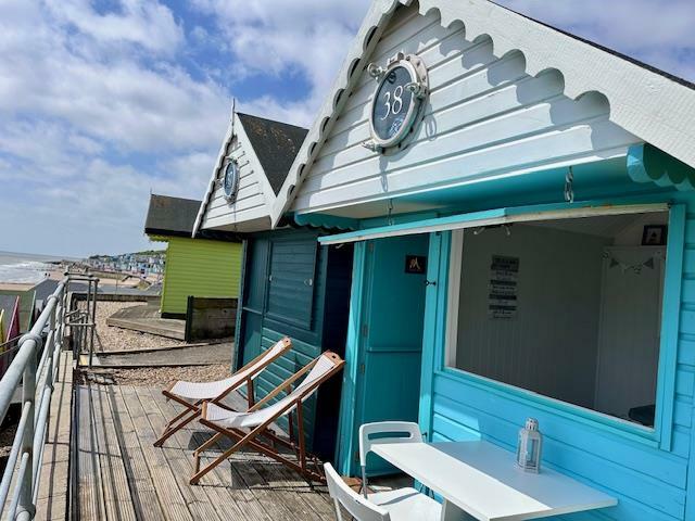 Beach Hut 2.jpg