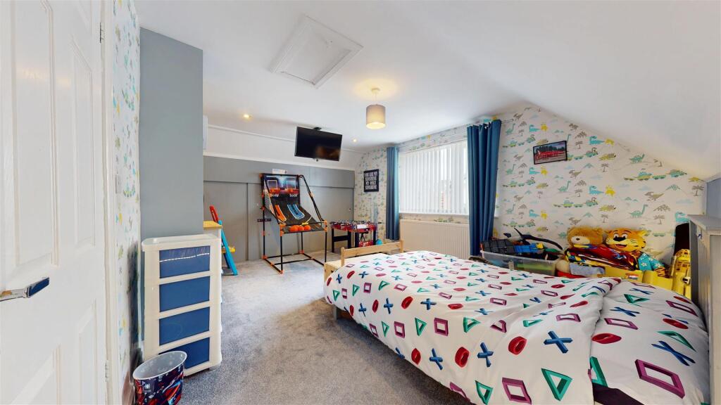 Stuart Crescent Bedroom