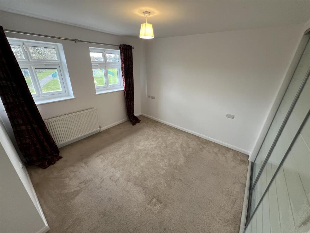 Bedroom 1 (Master Bedroom)