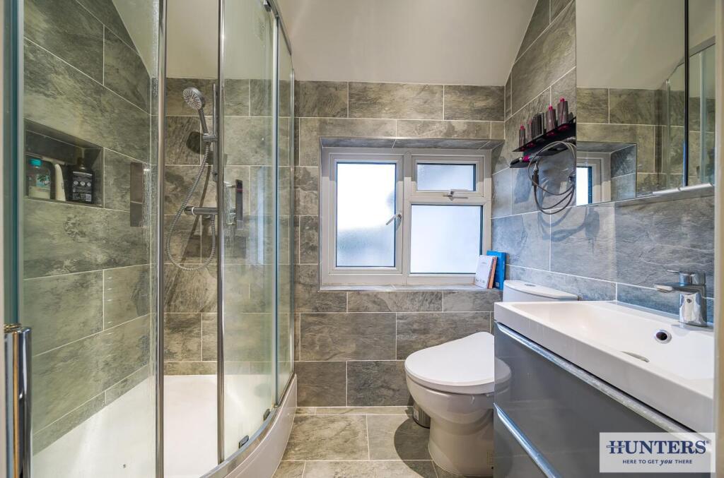 En Suite Shower Room