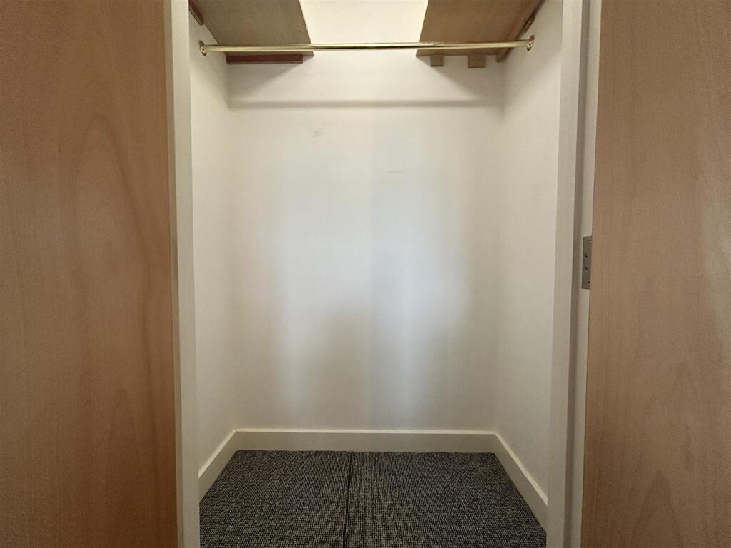 Wardrobe.jpeg