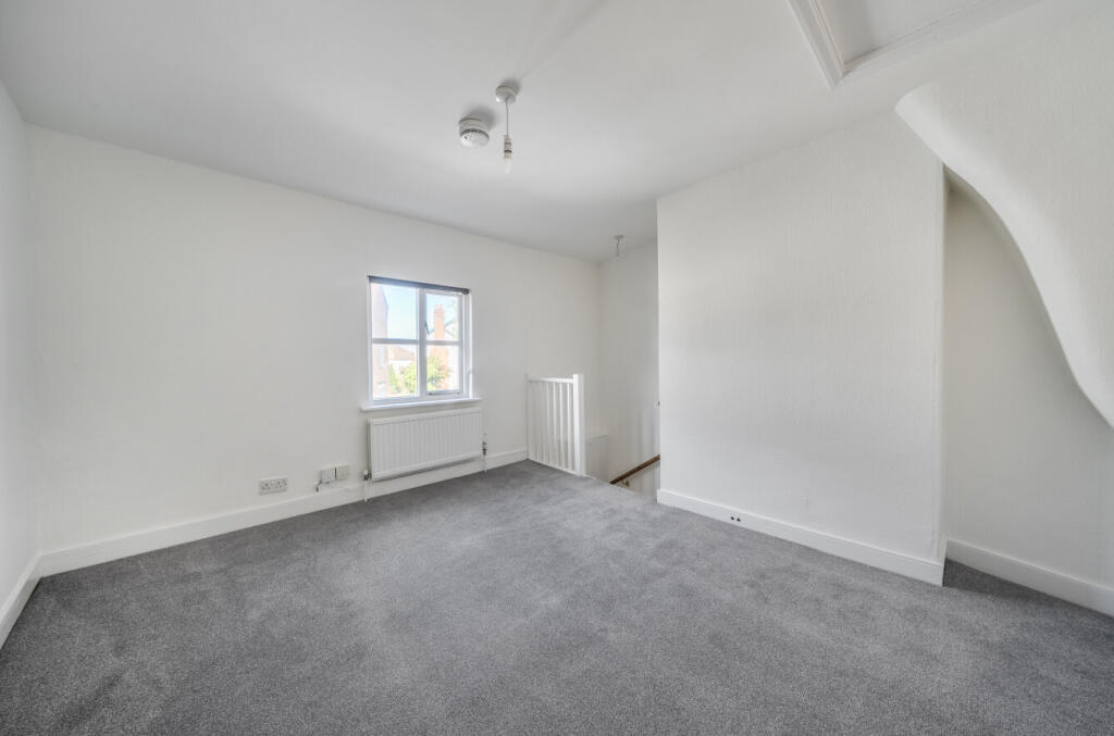 1349486-8-68c5753...