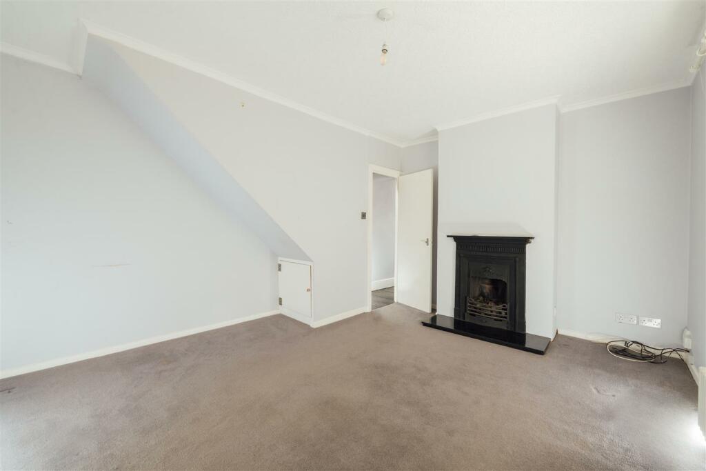 34 Benslow Lane, Hitchin-06.jpg
