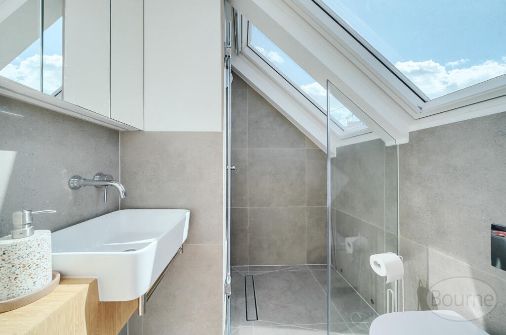 9310dab9-495d-4de...