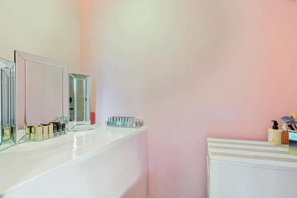 1293761-16-68286e8dd7b77-ARW1293761-16-68286e8dd7b