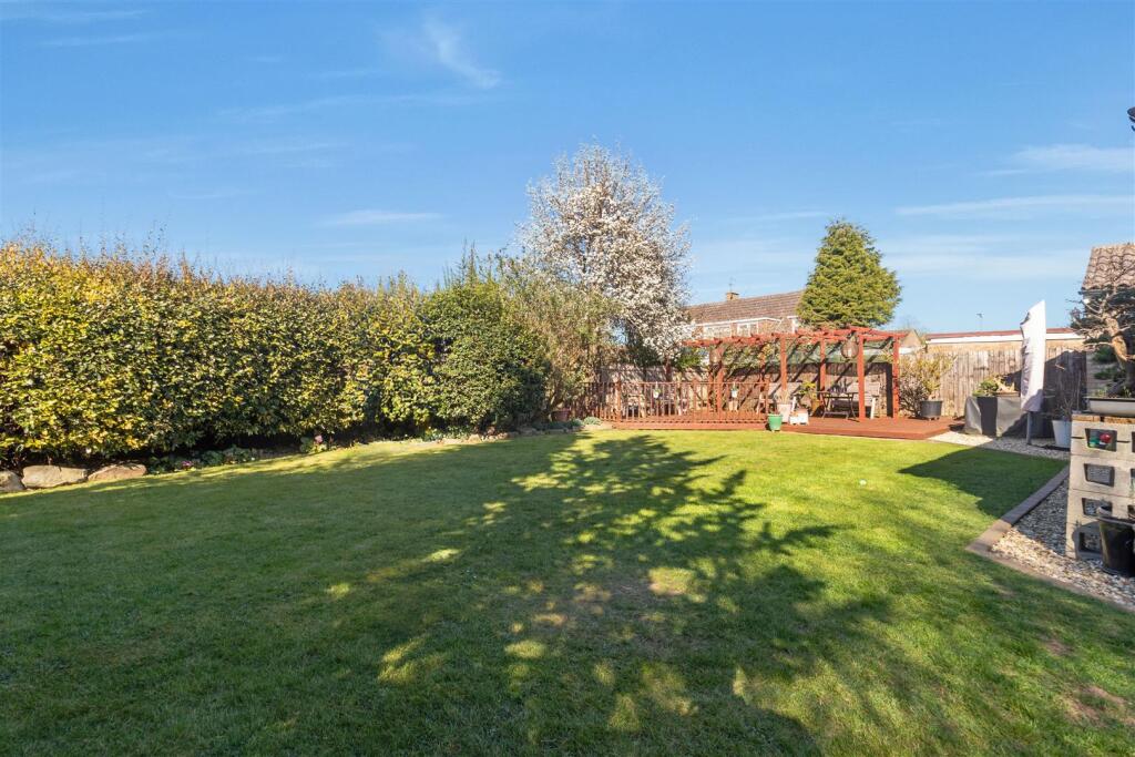 vUBXDf0D00OqKanyjfdT4Q (1).jpg