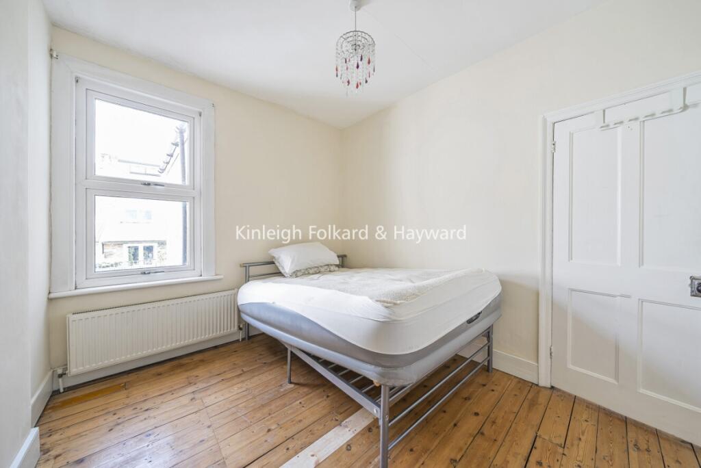 e1030192-31ef-4e09-a