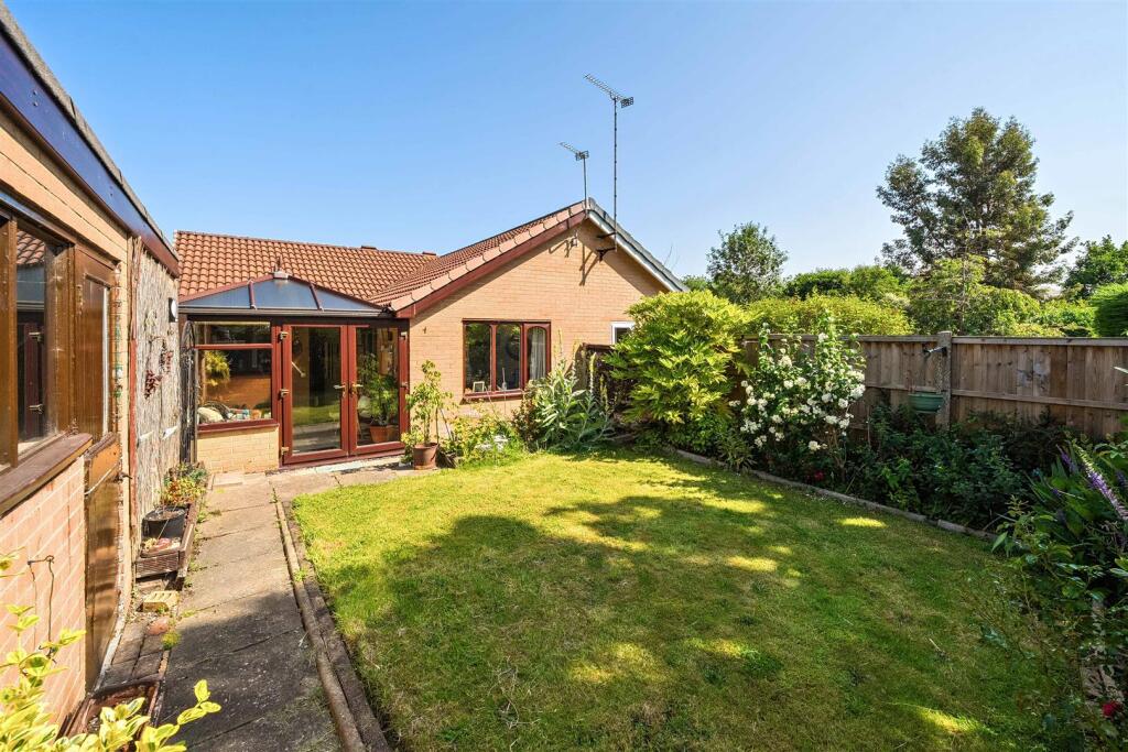 6 Lodge Close, Ashby de la Zouch