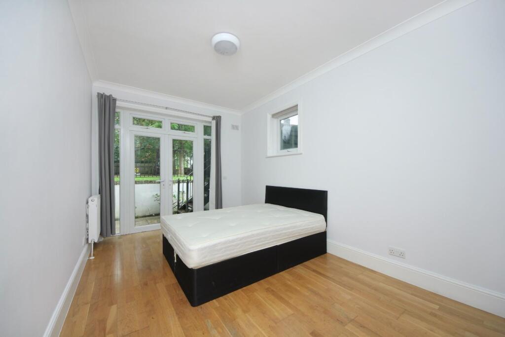 GV- F2 - 84 Grange Rd (12).jpg