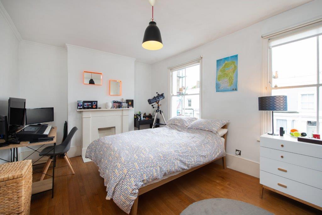 bedroom (1).jpg