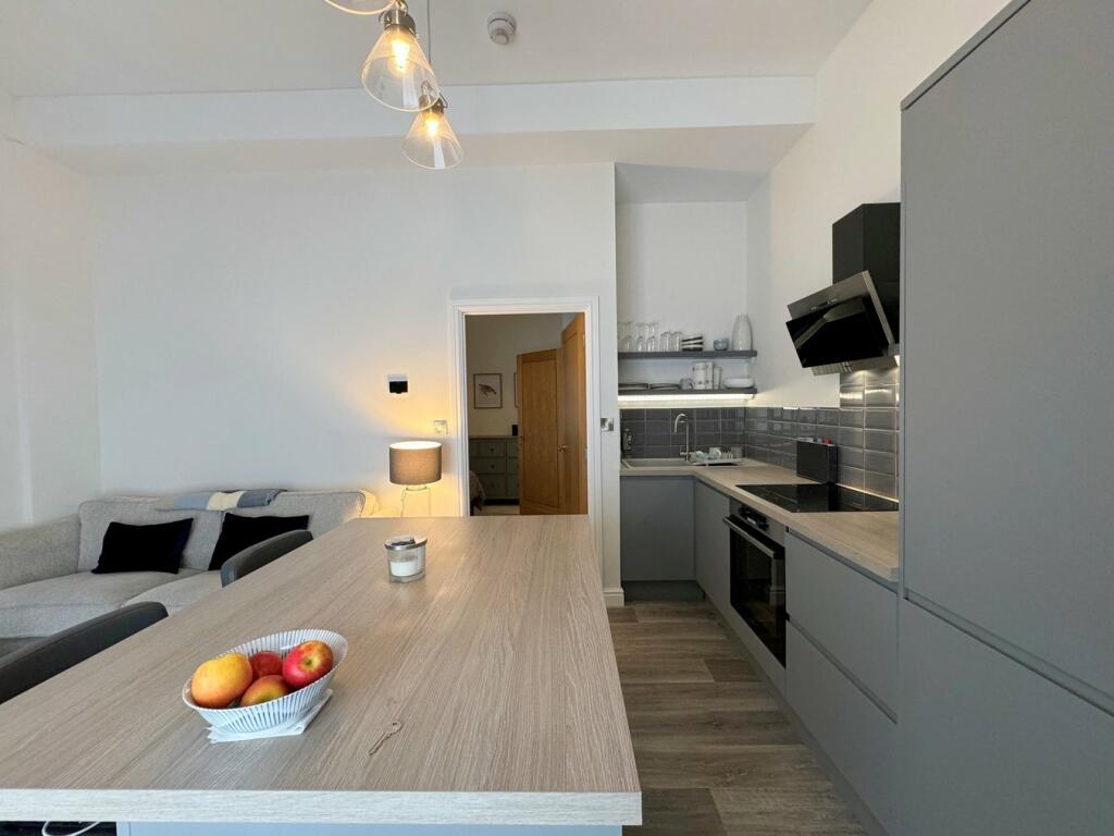 Open Plan Living/Kitchen