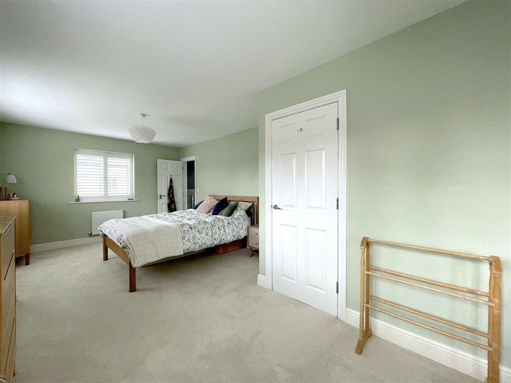 Bedroom One (1).jpeg