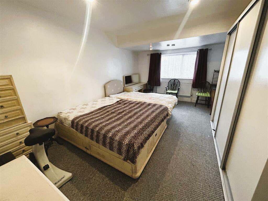 IMG_2574 (Large).jpg